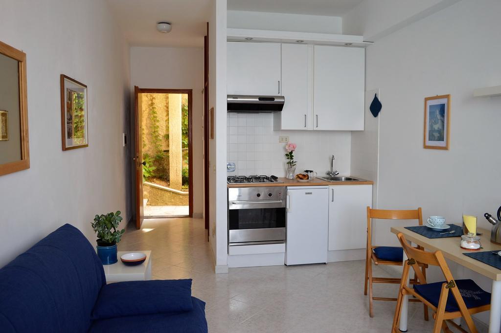 House Libeccio By Holiday World Moneglia Room photo