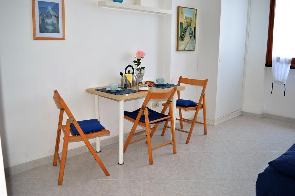 House Libeccio By Holiday World Moneglia Room photo